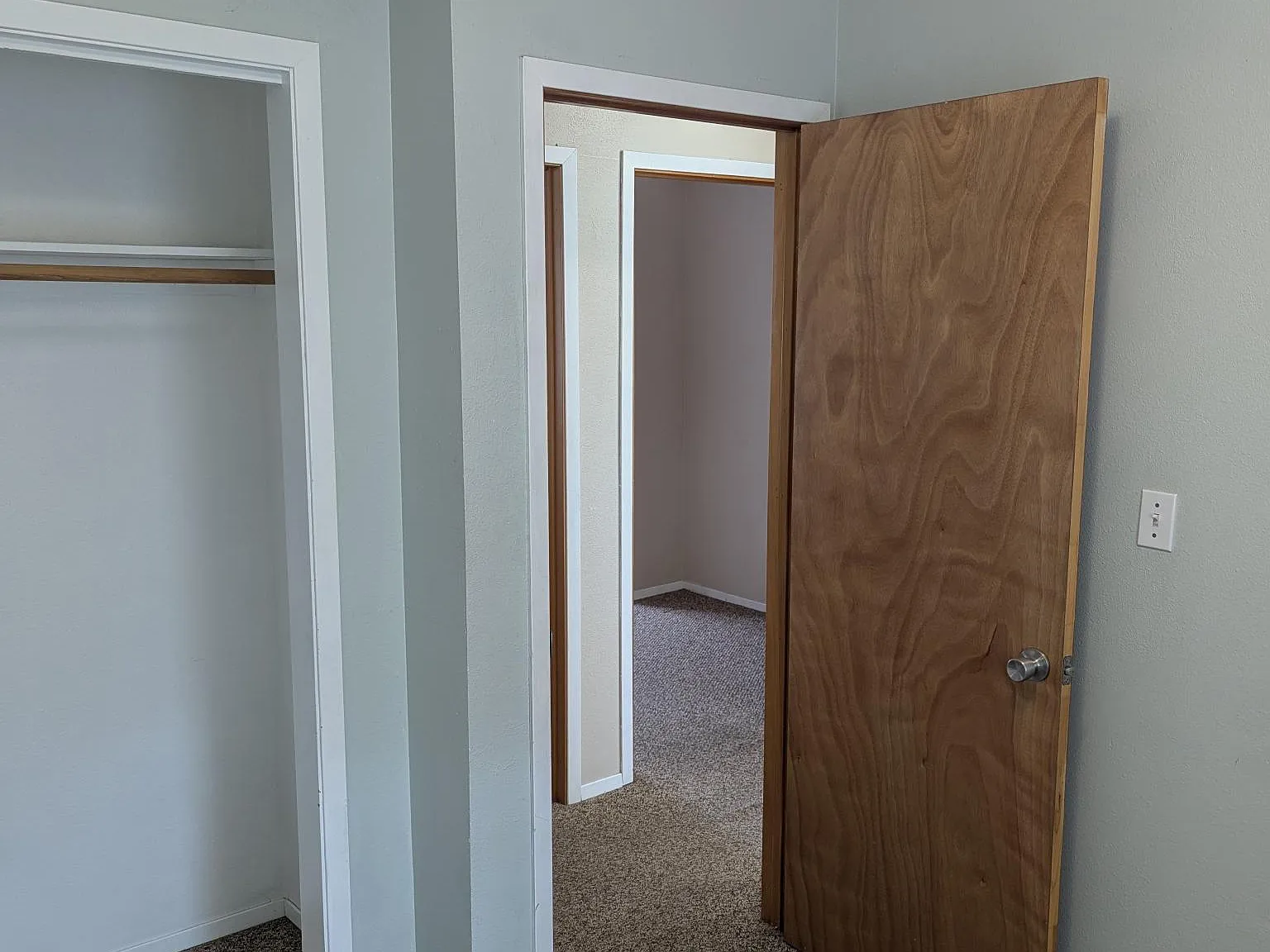 2 bed, 1000 sqft, $1,415 — Photo 4