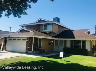 19515 4 Oaks St, Canyon Country, CA 91351