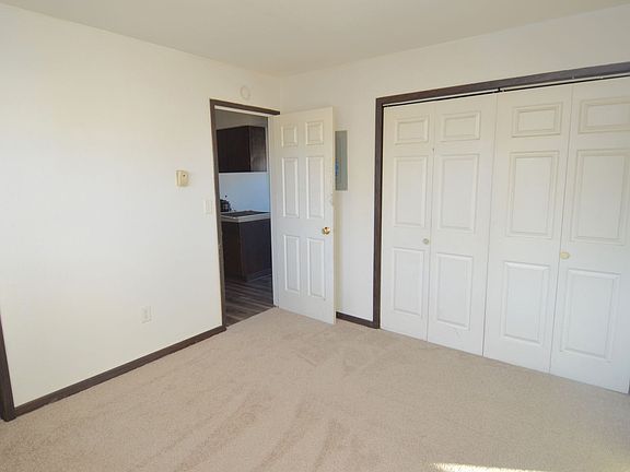 4th image of 2208 12th Ave N #3