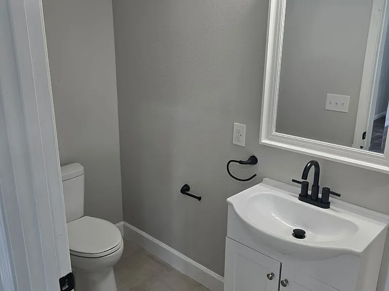 10242 Westmar Rd — Photo 13
