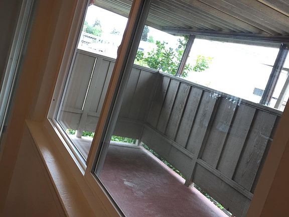 5th image of 2834 Malabar Ave APT 4