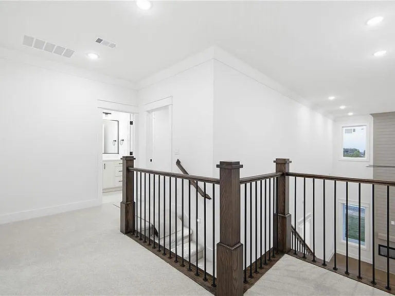 431 Hedge Dr — Photo 20