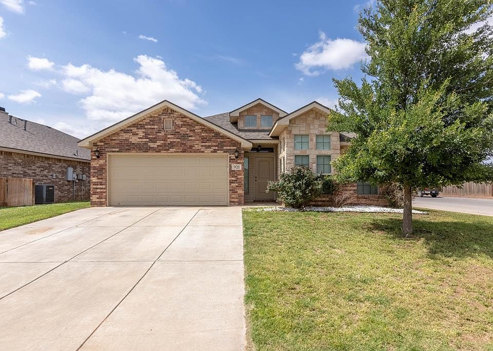 1st image of 921 Nolan Ryan Dr