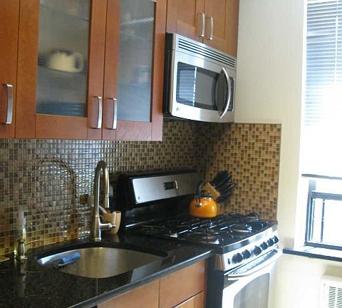3rd image of 7111 Yellowstone Blvd APT 3C