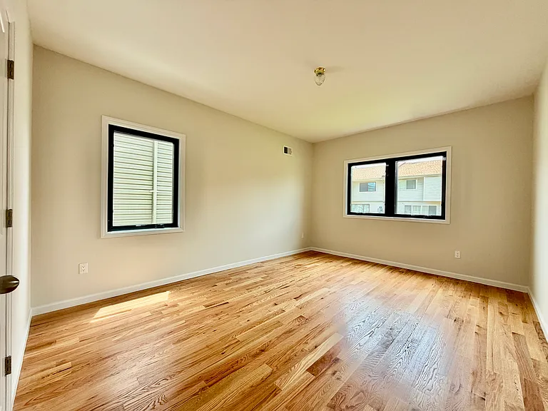 238 Cambridge Ave #2 — Photo 7