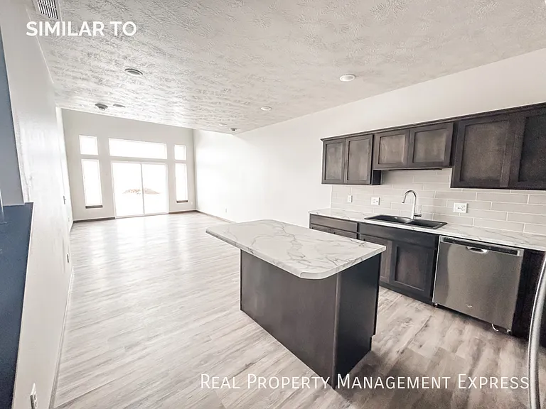 5501 S Huntwood Ave — Photo 2