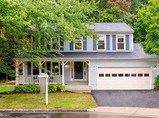 7977 Oak Bridge Ln, Fairfax Station, VA 22039
