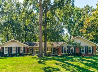 3 Sheffield Ct, Lincolnshire, IL
