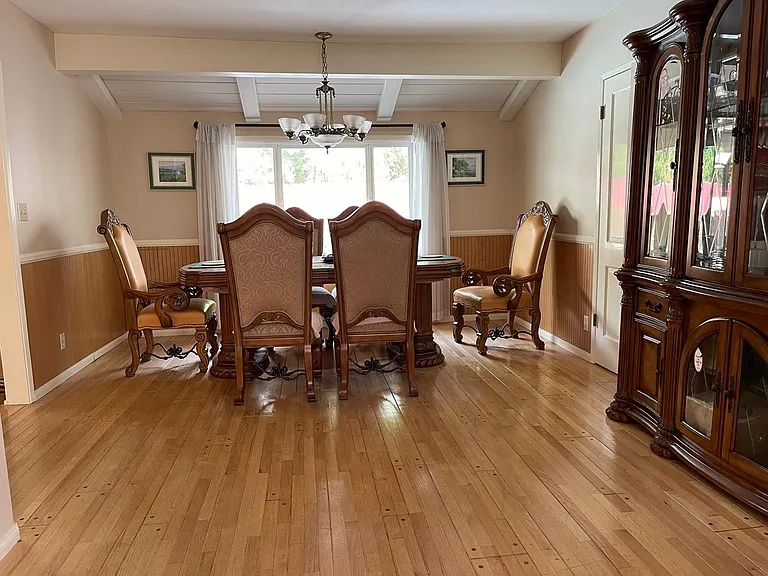 5644 Le Sage Ave — Photo 6