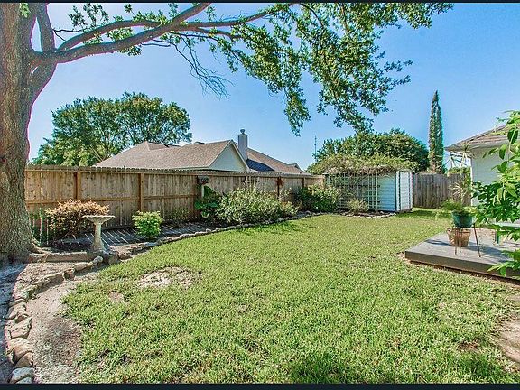 3rd image of 1114 Park Green Dr