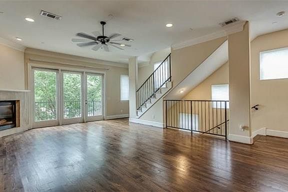 2nd image of 4502 Holland Ave #D4