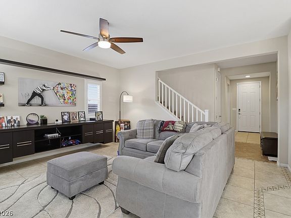 4th image of 1425 Arc Dome Ave