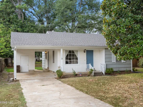 1030 Sycamore St, Tunica, MS 38676