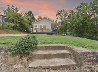 110 W Ln, Brevard, NC 28712