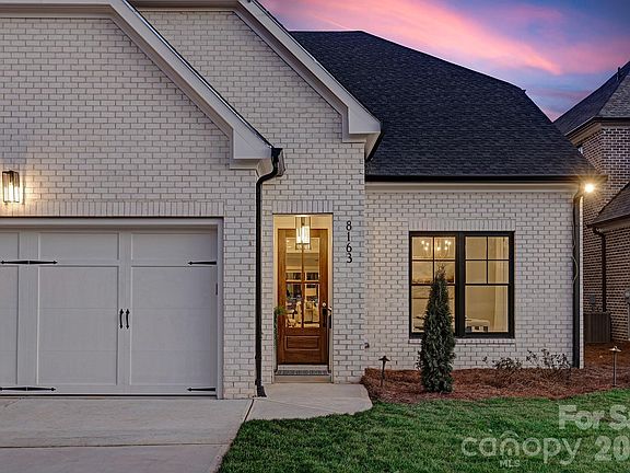 3rd image of 8163 Fairview Rd