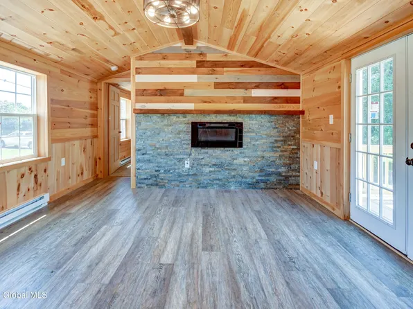 135 Lafayette Street, Palatine Bridge, NY 13428