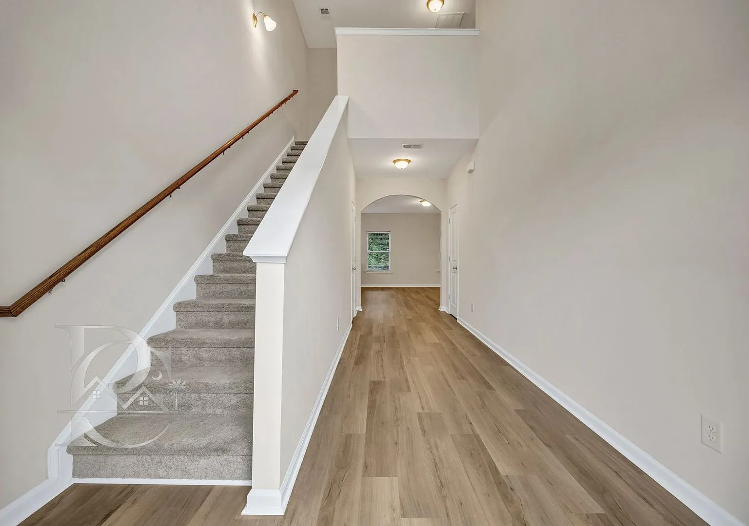 Beautiful Home Off Polo Road In Heather Springs — Photo 2