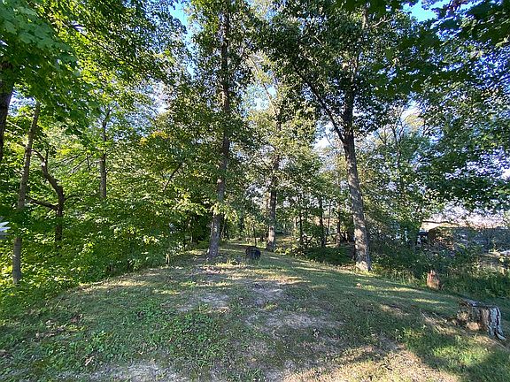 4th image of 3551 E County Road 1500n