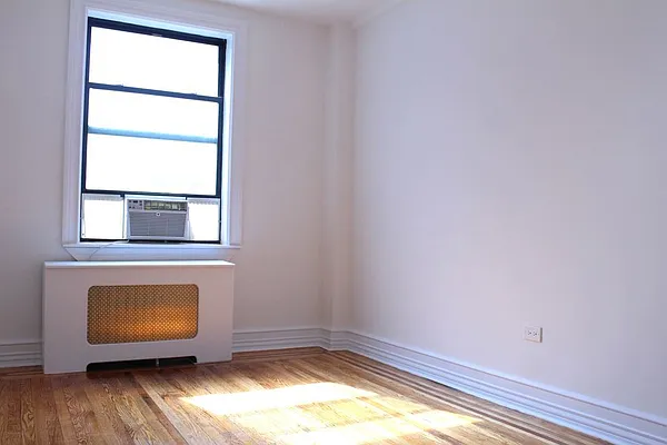 Rented by Citi Habitats | media 51