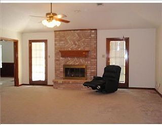 3rd image of 3760 San Francisco Dr