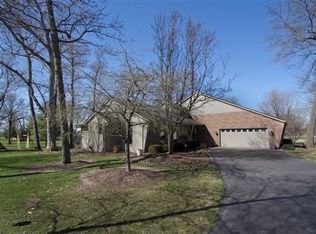 2983 265th St, De Witt, IA 52742