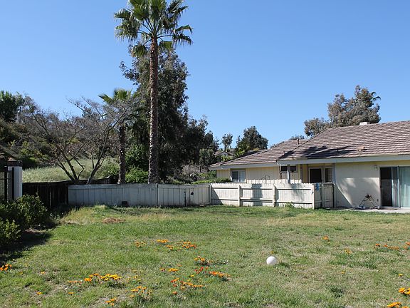2nd image of 41393 Avenida De La Reina