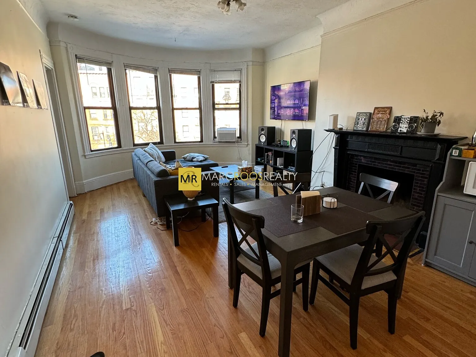 2 bed, $3,900 — Photo 1