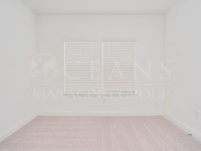 4121 Acoma Dr — Photo 11