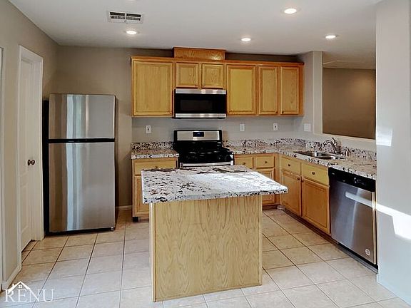 2nd image of 8205 Cline Mountain St