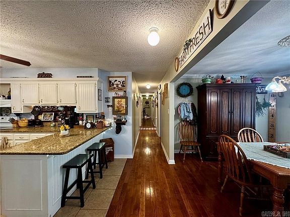 5th image of 497 Bayou Ridge Rd