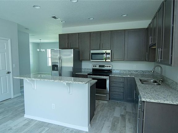 5th image of 2305 Ascot Ave #4