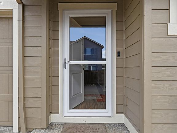 2nd image of 12910 NE 118th Way