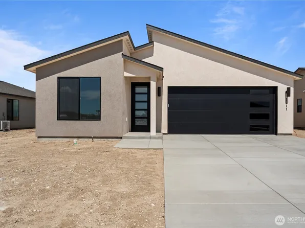 1111 E Mt Hood Street, Othello, WA 99344