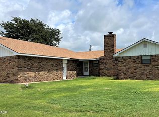 702 S Austin St, Shamrock, TX 79079