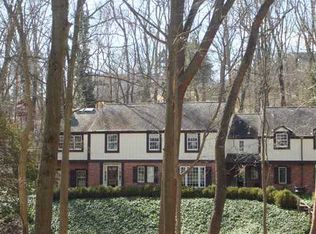 110 Marvelwood Pl, Pittsburgh, PA 15215