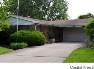 38 Royal Rd, Springfield, IL 62702