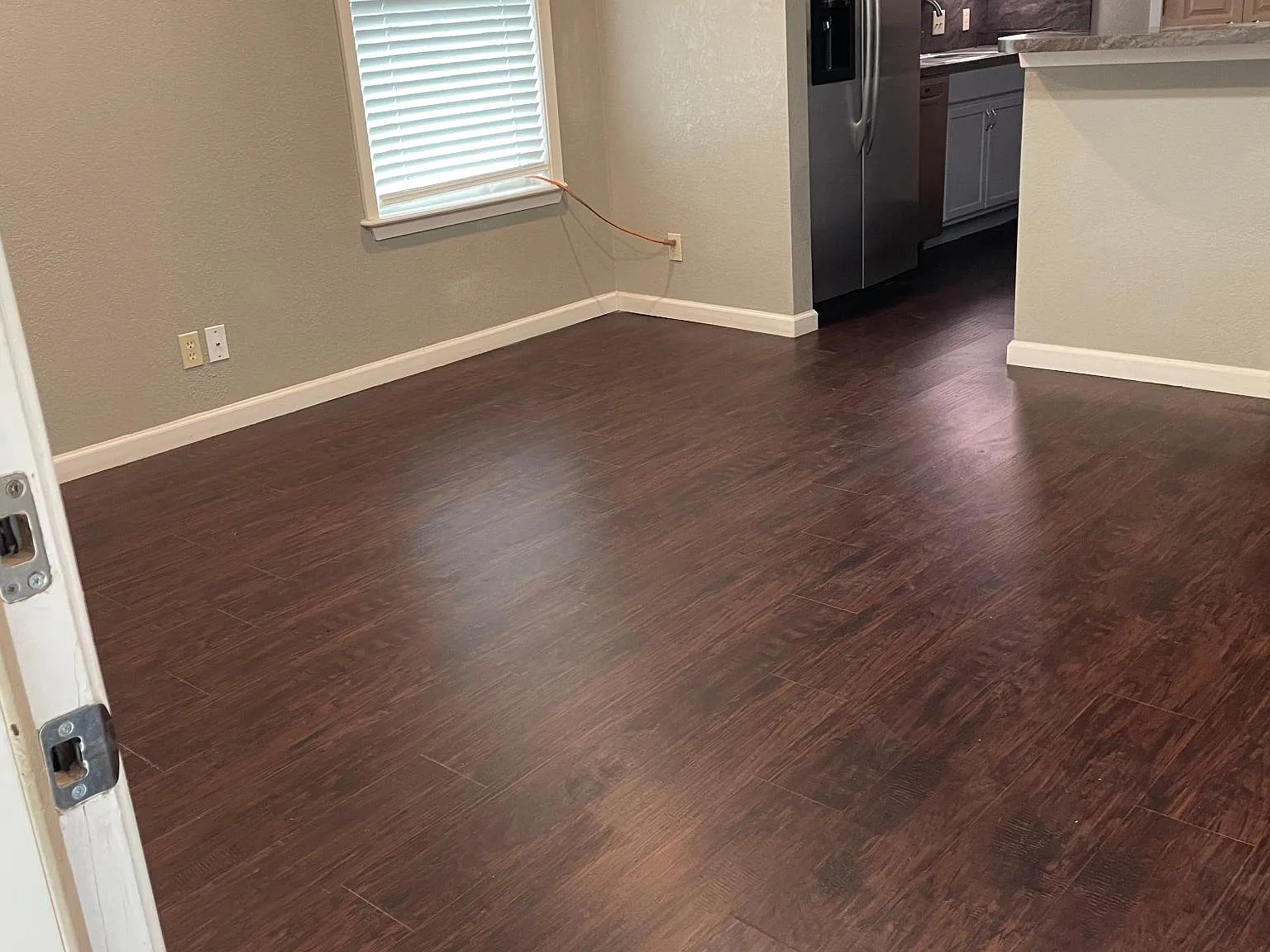 1007 Avenue A — Photo 3