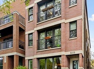 3223 N Racine Ave #3, Chicago, IL 60657