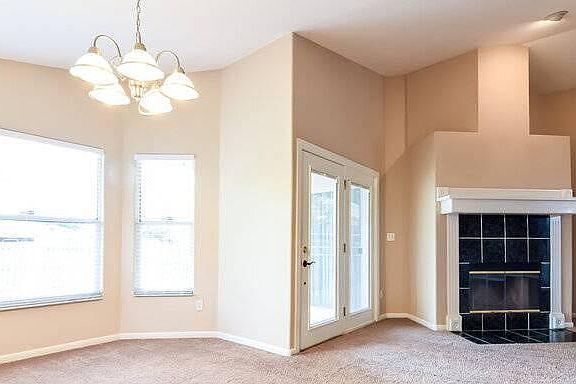 4th image of 1735 Wakefield Dr #1