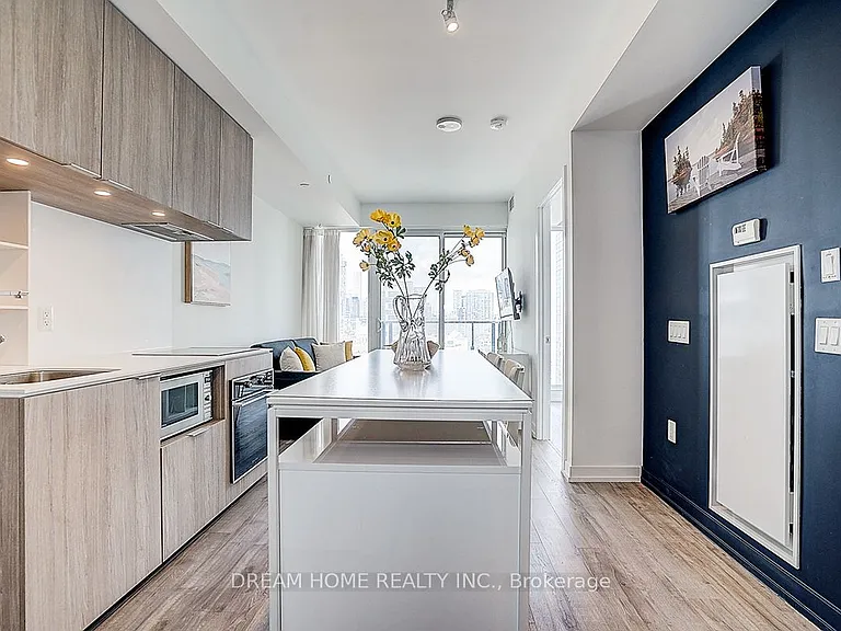 77 Shuter St #2611 — Photo 13