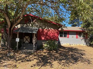 116 Flaming Oak Dr, Bastrop, TX 78602