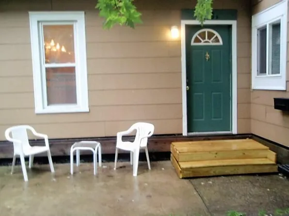 153 S Union St #B, Rochester, NY 14607