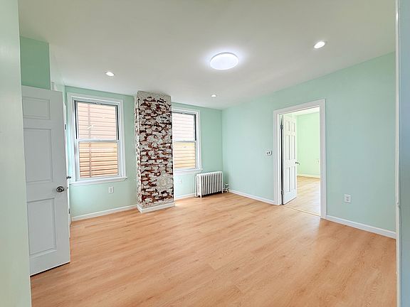 5th image of 244 Fillmore St Floor 2