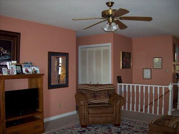 4th image of 4660 County Road 4100