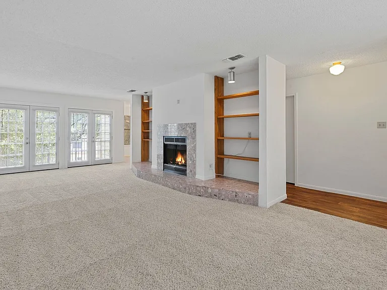 9201 Simmons Rd #113 — Photo 5
