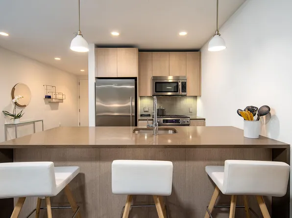 148 1st Street image 200 of 204