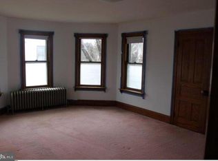 210 E Broad St, Trumbauersville, PA 18970