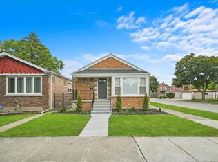 10557 S Eberhart Ave, Chicago, IL
