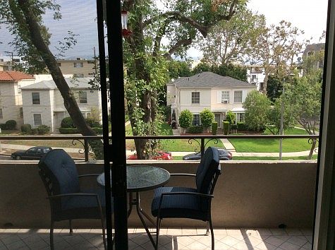 1st image of 1167 Roxbury Dr APT 201