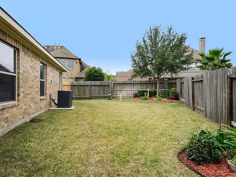 8707 Preston Field Ln — Photo 34
